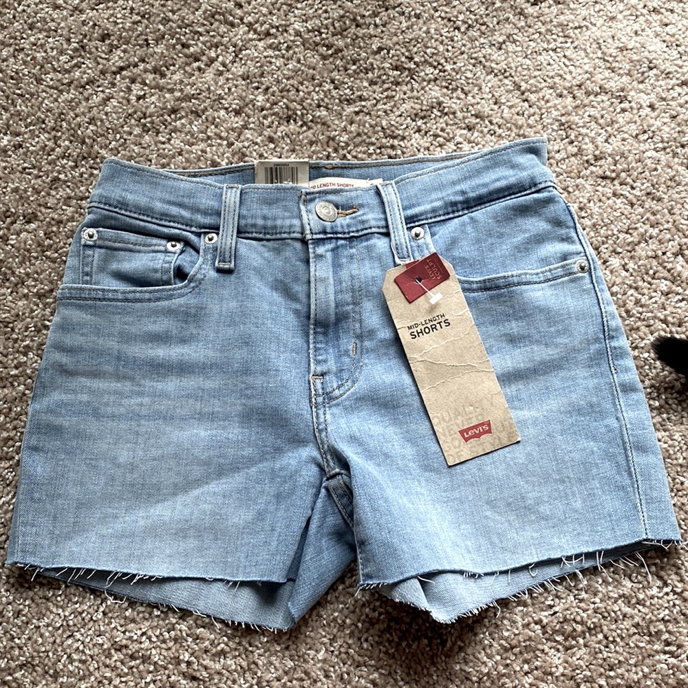 Levi’s mid length shorts